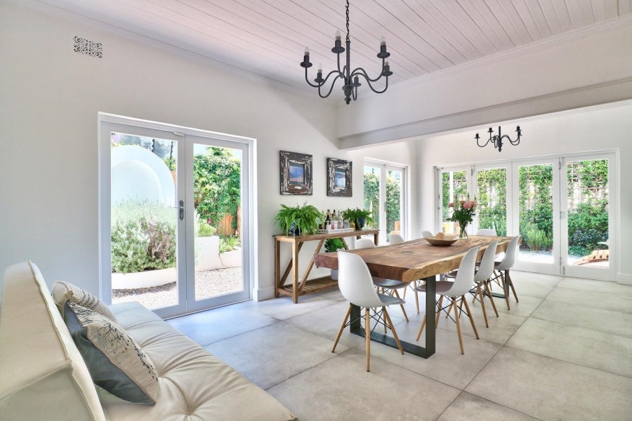 3 Bedroom Property for Sale in Gardens Western Cape